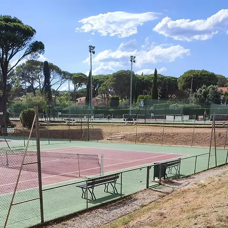 Bel T2 Dans Résidence à Saint-raphaël Valescure à 10 Minutes De La Saint-Raphaël